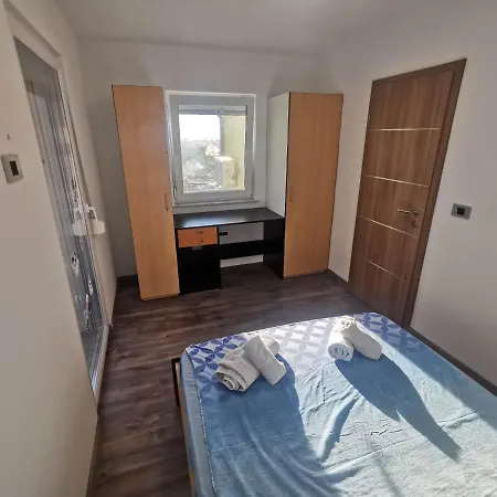 Apartma Miele 아파트 코페르