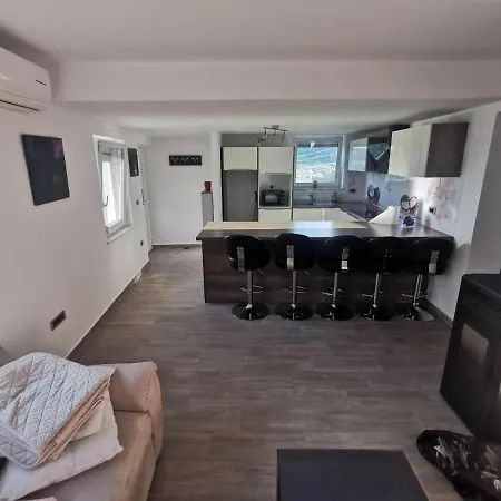 Apartma Miele 아파트