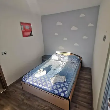 Apartma Miele 아파트 *